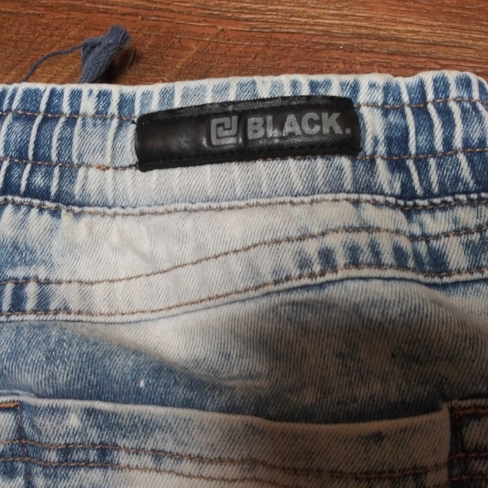 CJ Black Stonewashed Jean - Picture 3 of 5